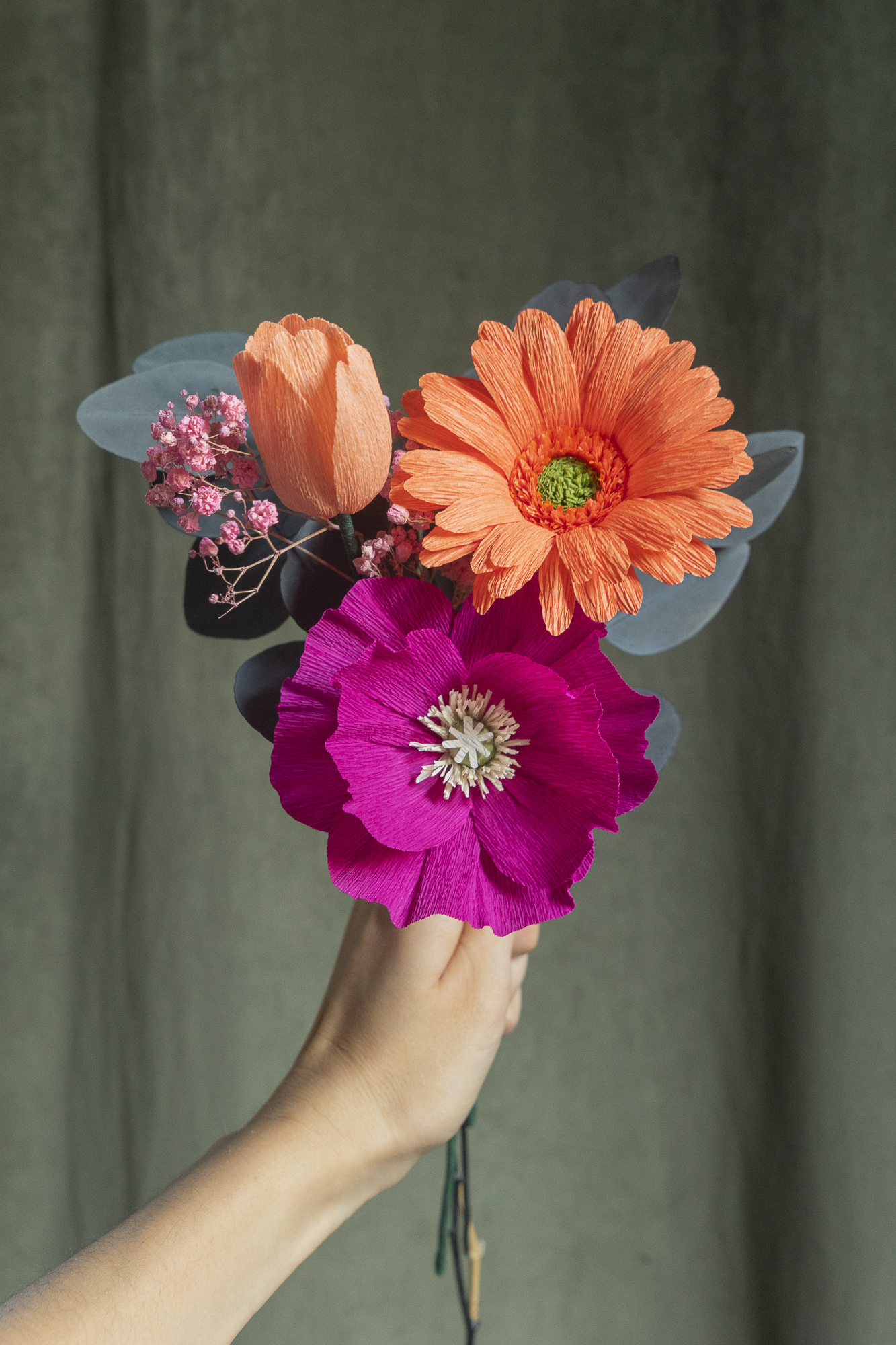 BOUQUETS ORANGE FUSHIA